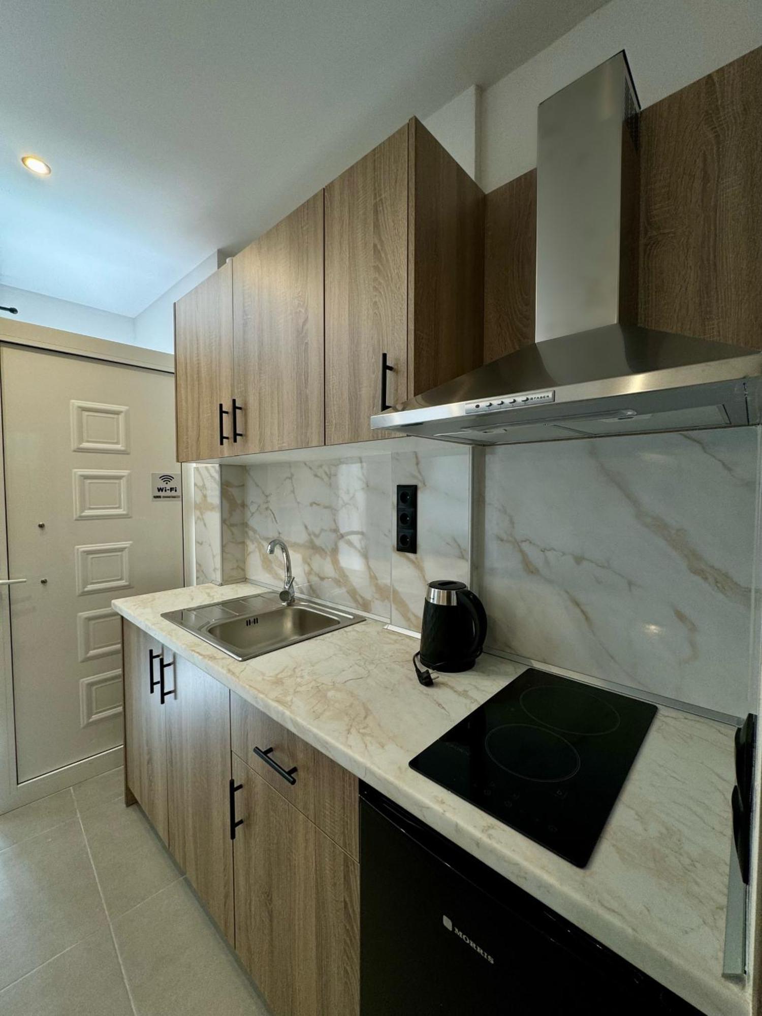 Bay View Апартаменты *